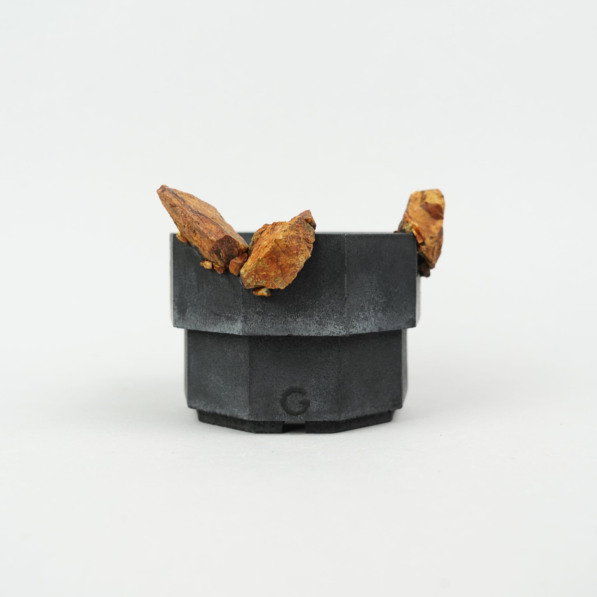 Gold Bricker_植木鉢_9nGB140