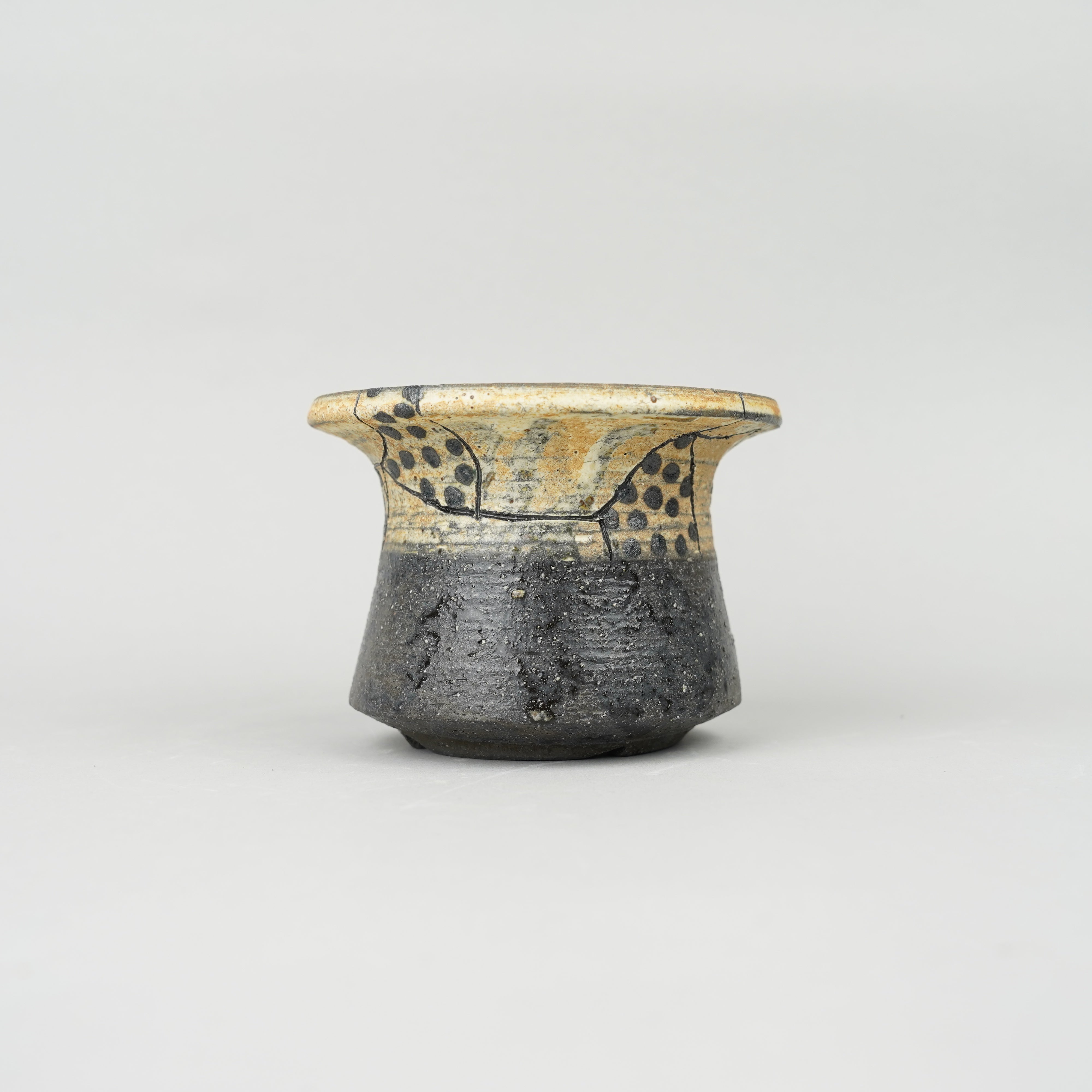 やきものはっち 鉢 菊地元野 / LEOPARD 04 / M / 約φ12.0cm / 植木鉢 – ハチラボ