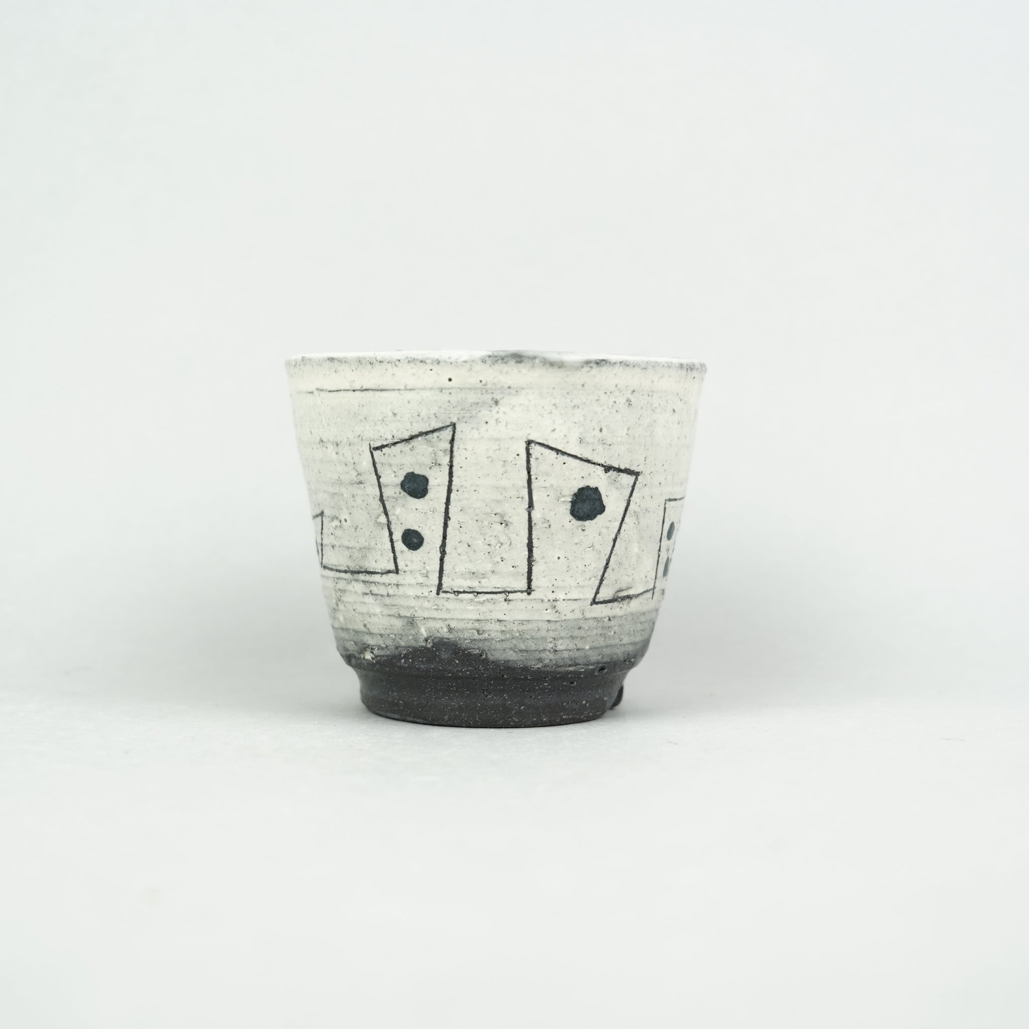 商品一覧/植木鉢 – Hachi-8