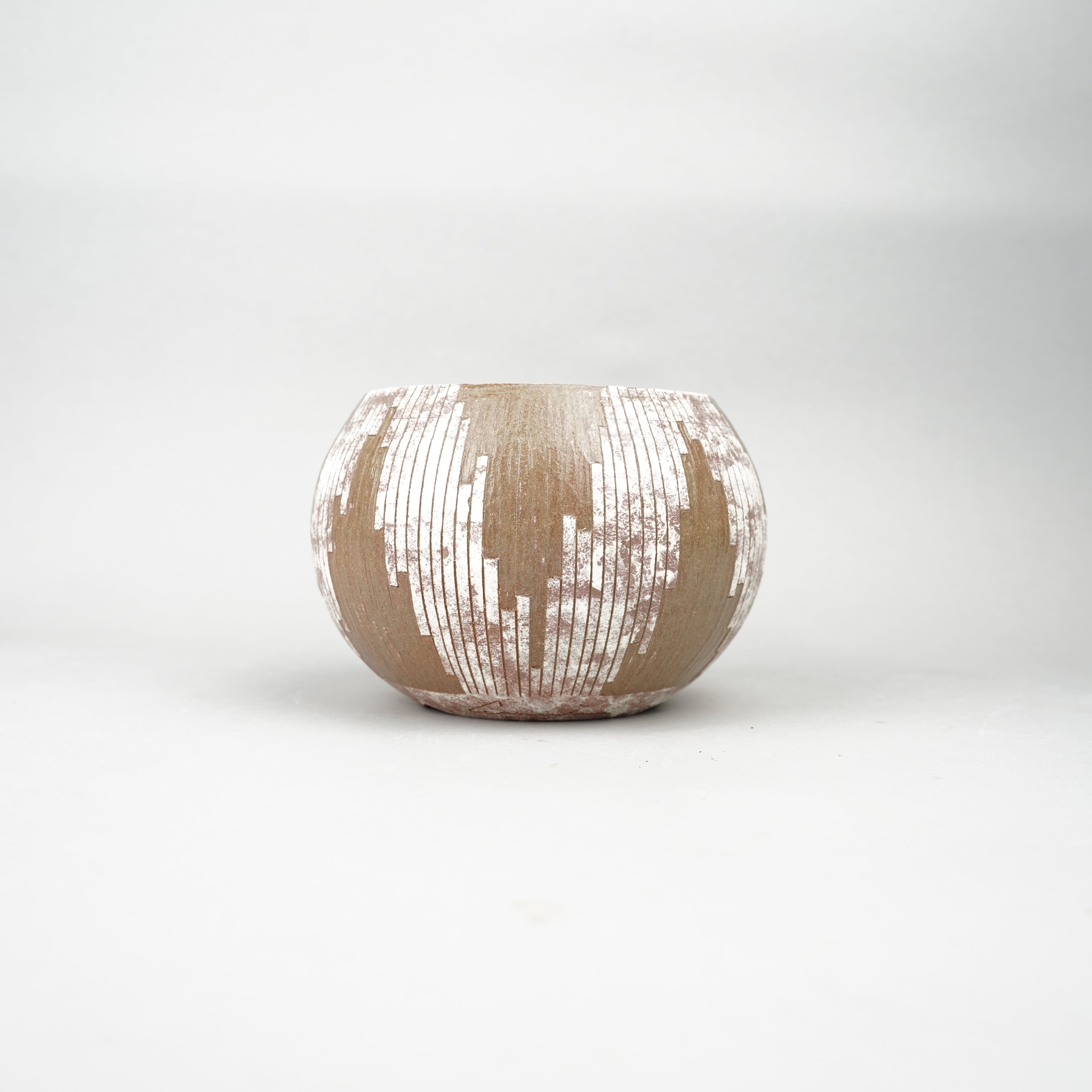 植木鉢/26nNE/EMUI – Hachi-8