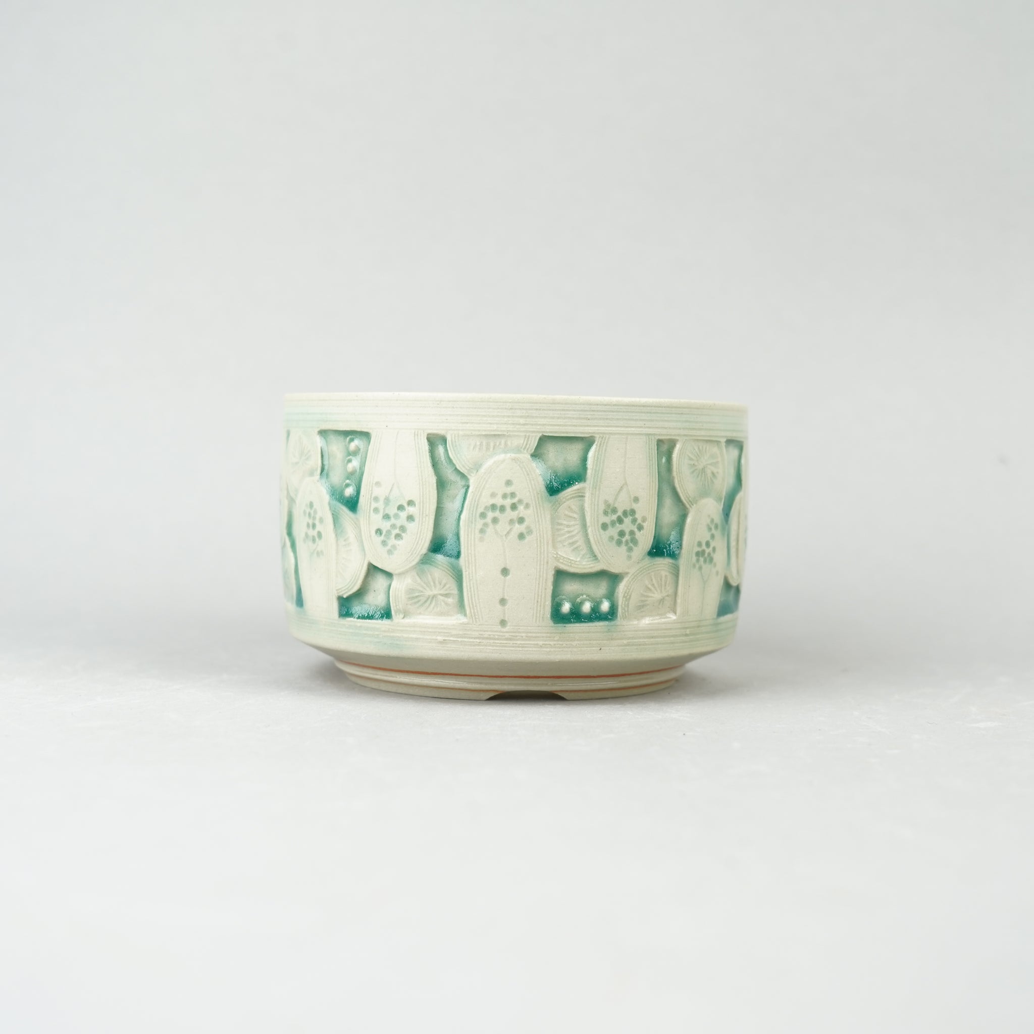 NewArrival – Hachi-8