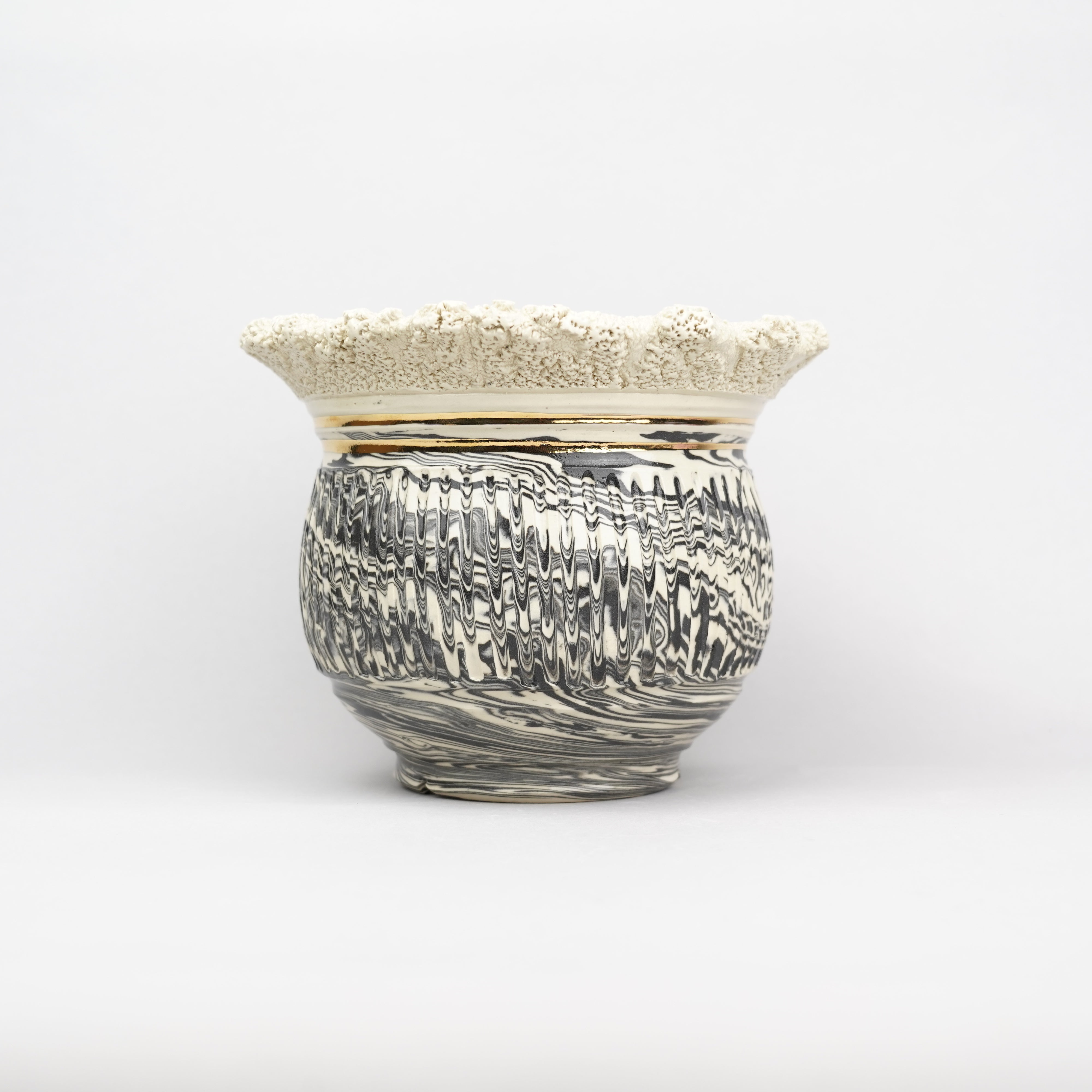 おしゃれな植木鉢や珍しい観葉植物を販売｜鉢と植物専門店 HACHI-8