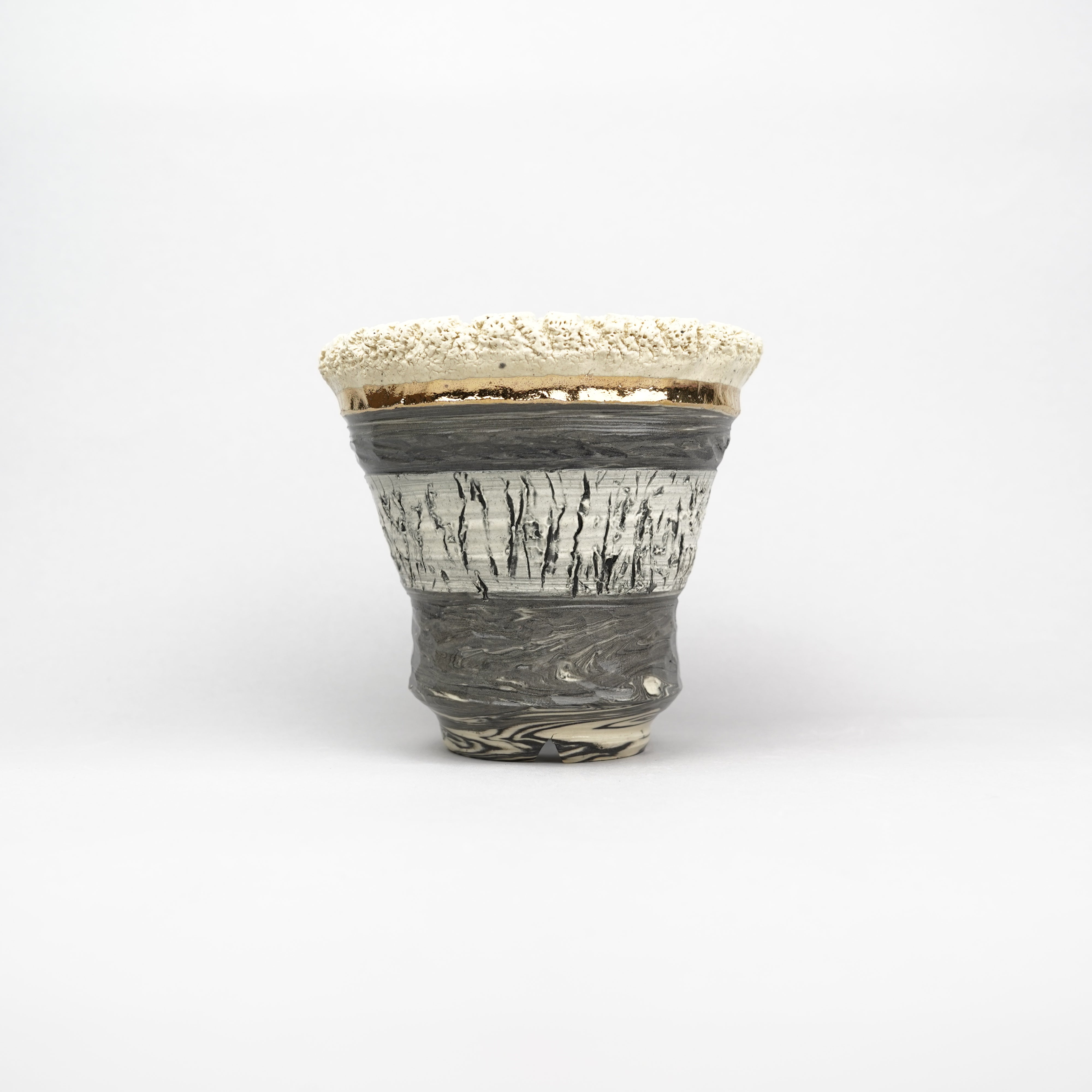 おしゃれな植木鉢や珍しい観葉植物を販売｜鉢と植物専門店 HACHI-8