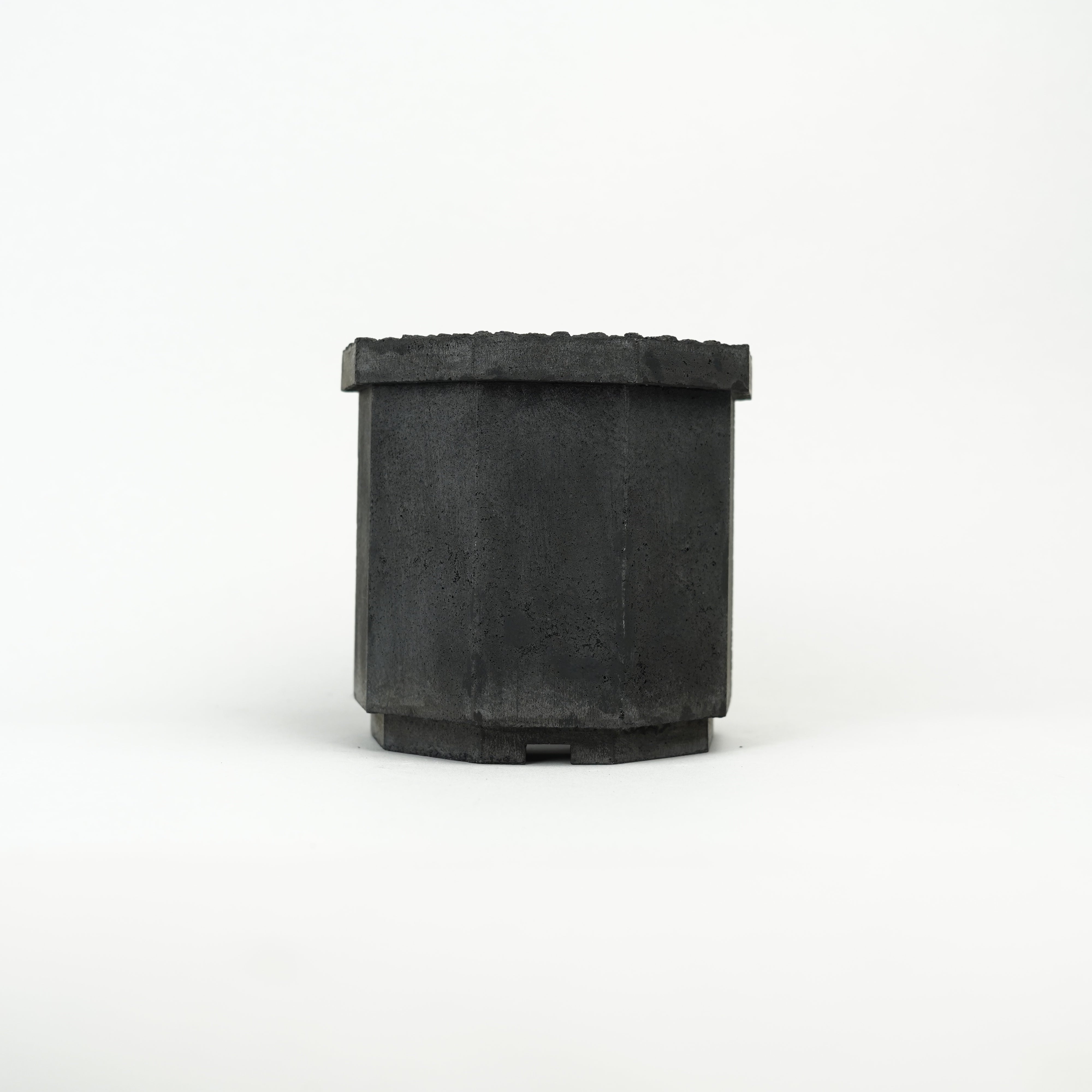 Pot – Hachi-8