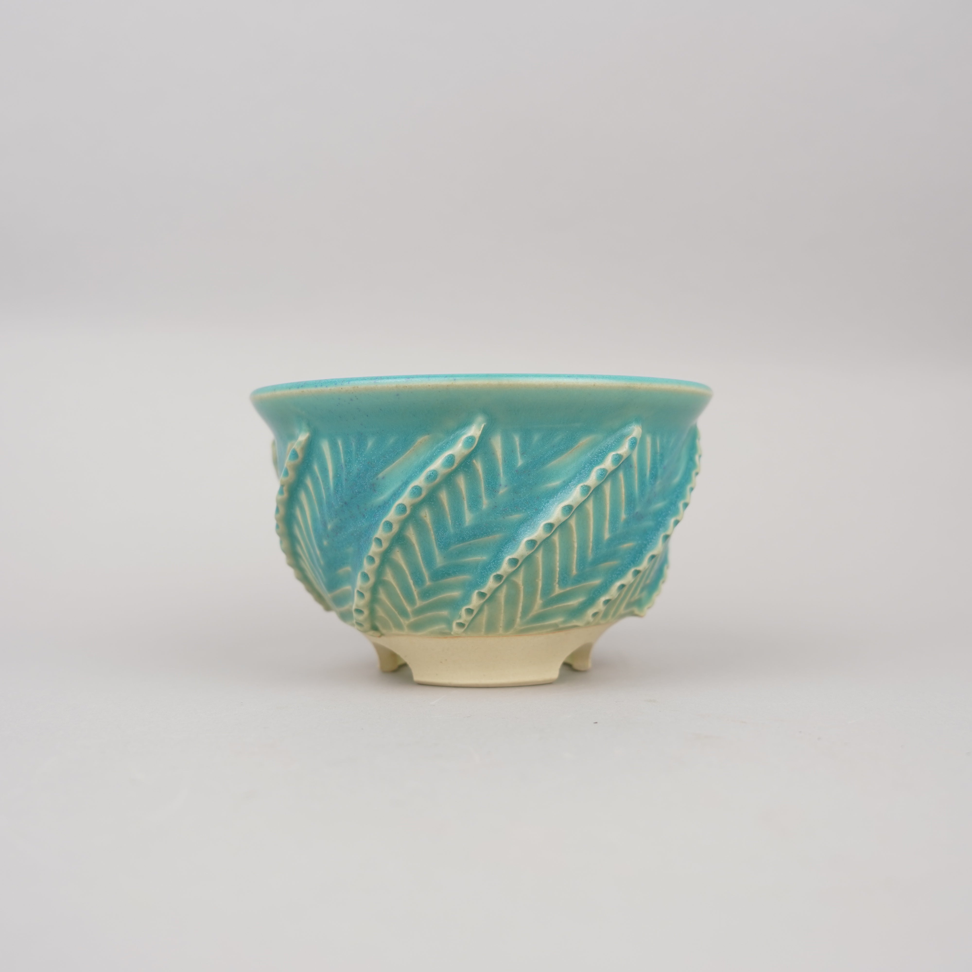 L*a様 天山→青い網目模様の陶器植木鉢 L*a様 天山→青い網目模様の陶器植木鉢