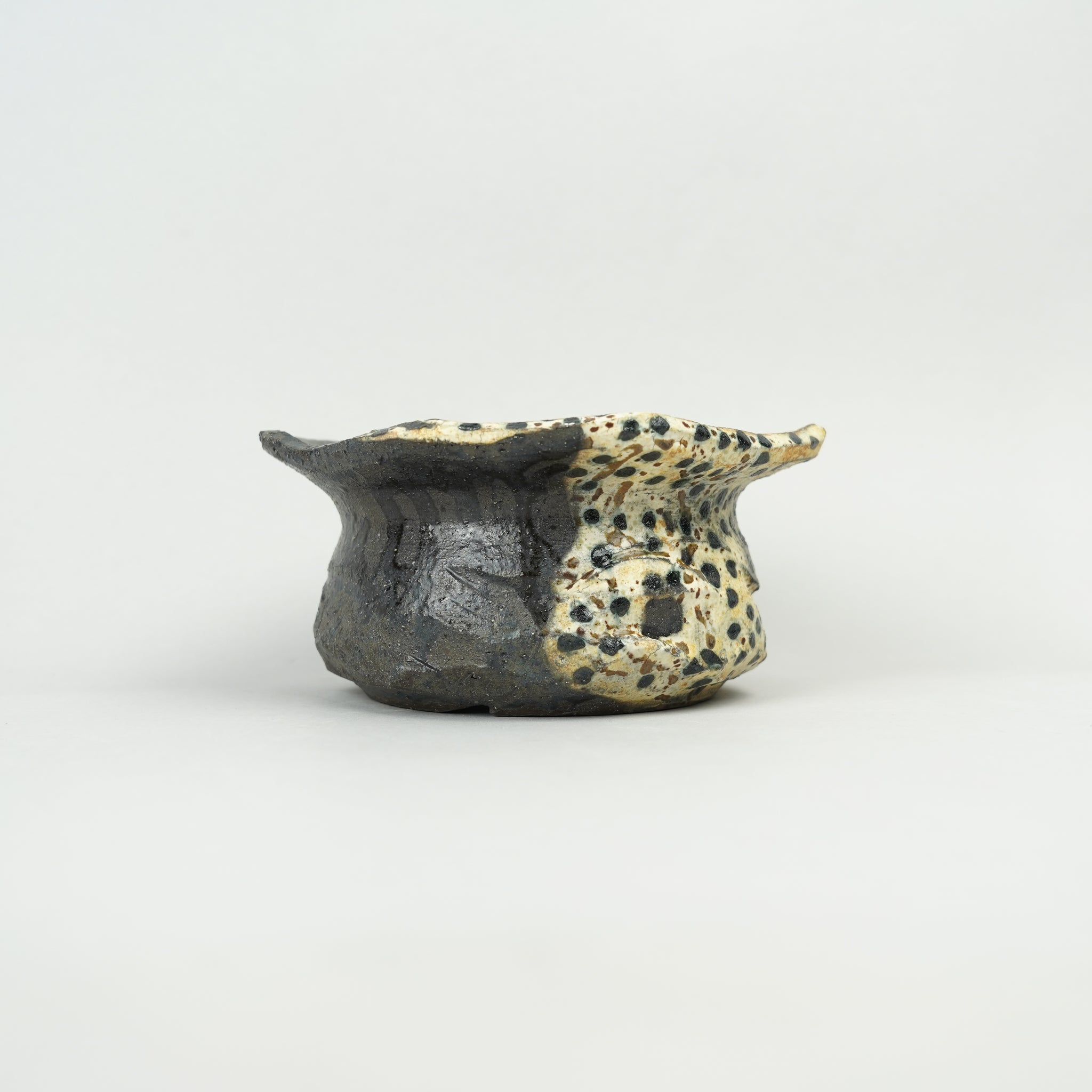 Pot – Hachi-8