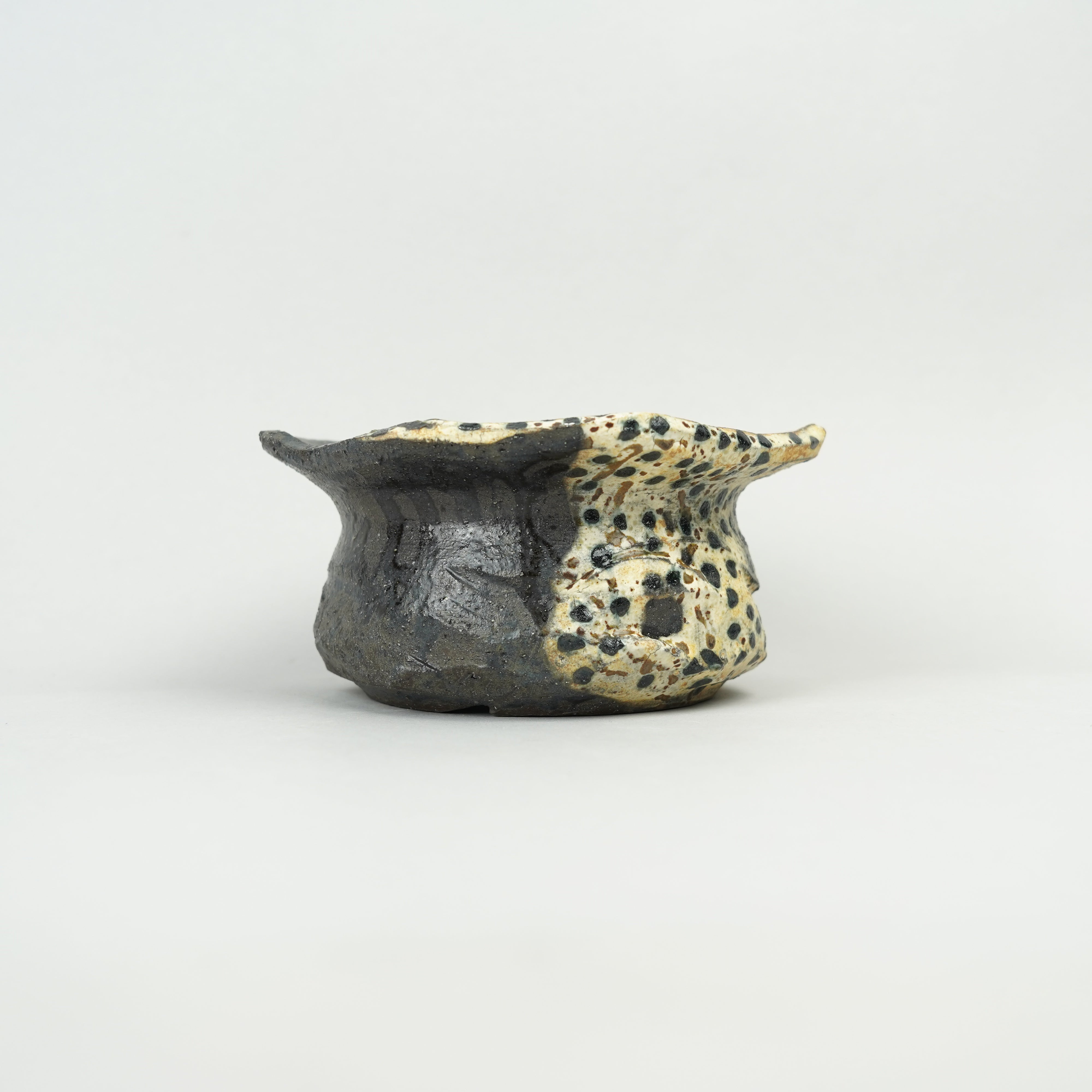 やきものはっち 鉢 Pot – Hachi-8