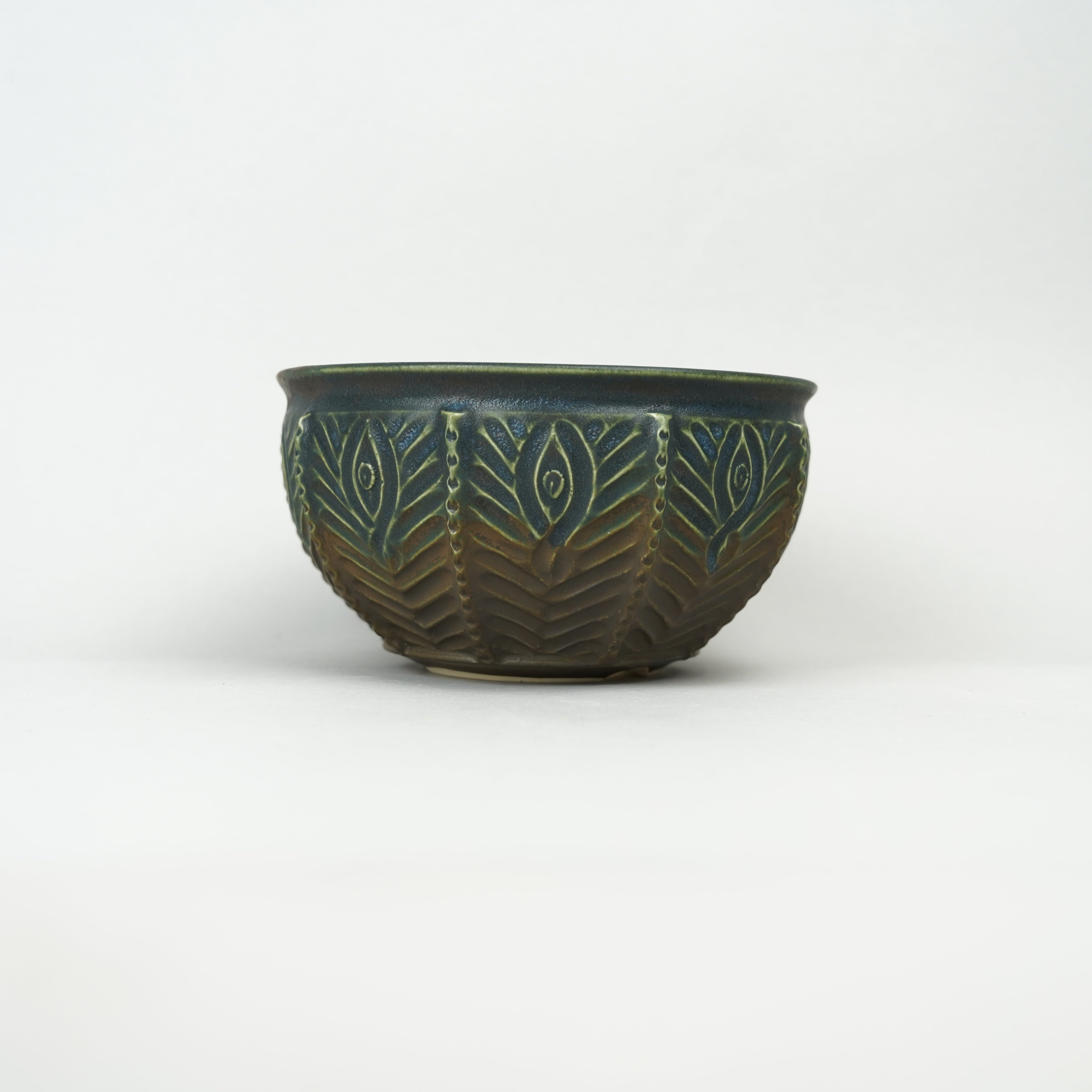 植木鉢/19nMF/森山芙美 – Hachi-8