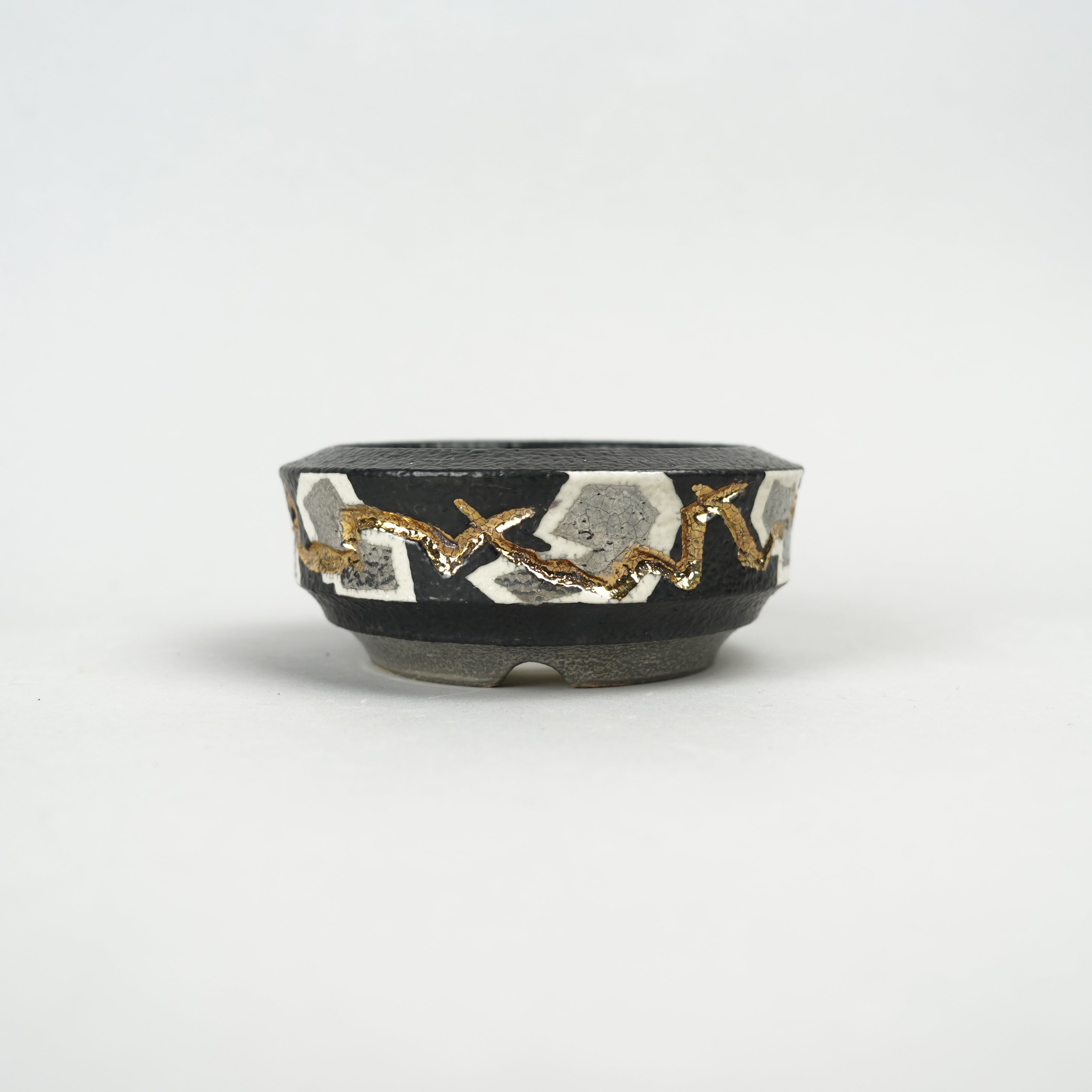 Pot – Hachi-8