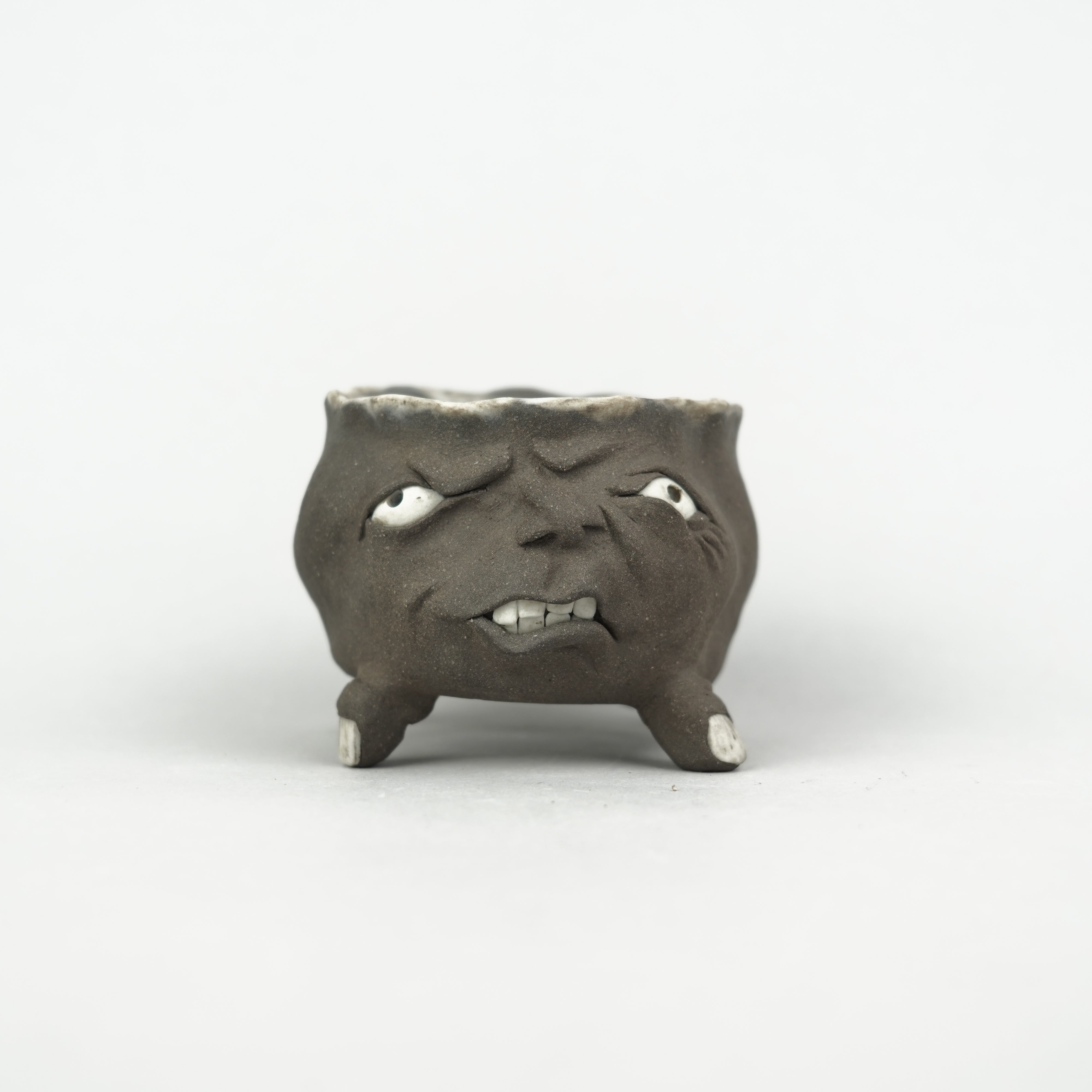 植木鉢/32nYT-山口巧 – Hachi-8