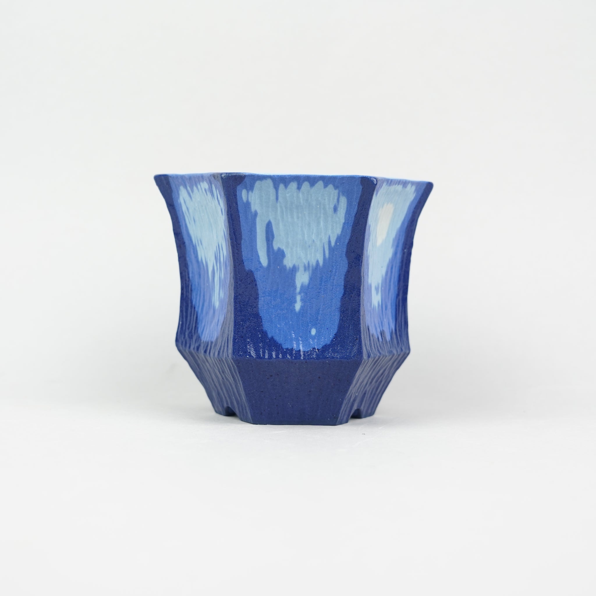 高橋ゆうき_植木鉢_43nTY3